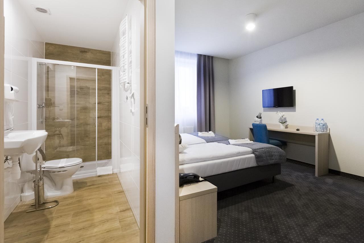 Hotel Silver Bydgoszcz Bagian luar foto